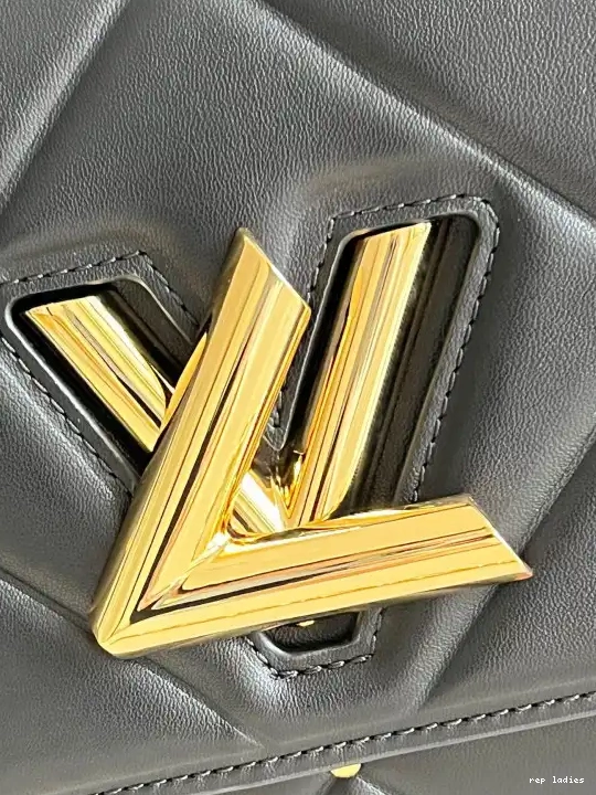 Cheap TWIST LOUIS VUITTON MM 0627
